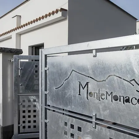 Bed & Breakfast Monte Monaco 4*