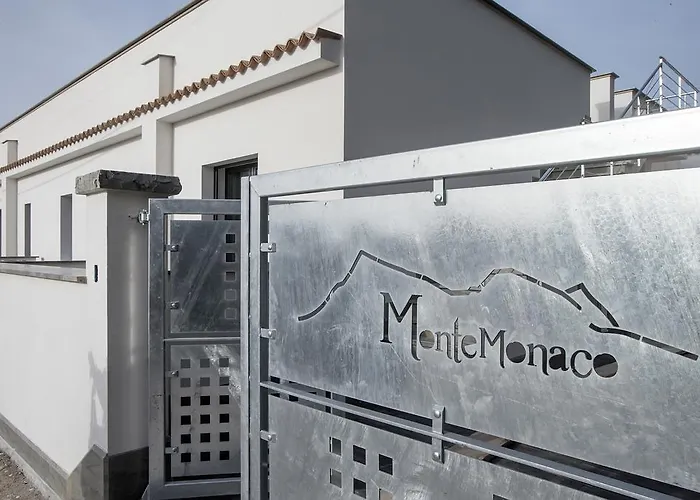 Bed & Breakfast Monte Monaco 3*